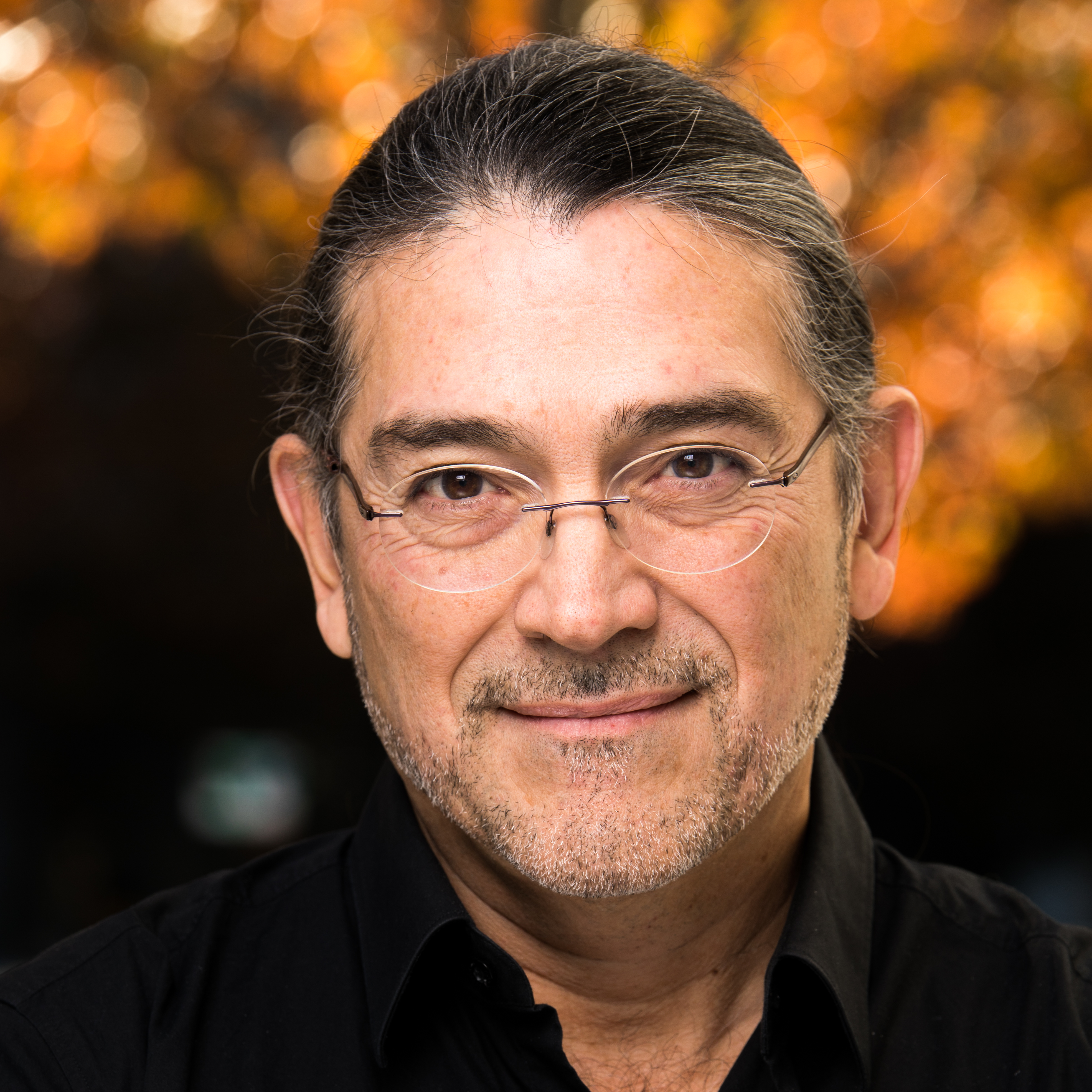 Robert Santos